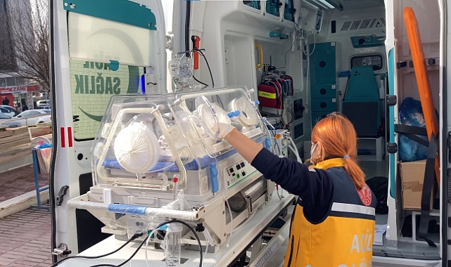 Burdur'da sokağa terk edilmiş bebek bulundu