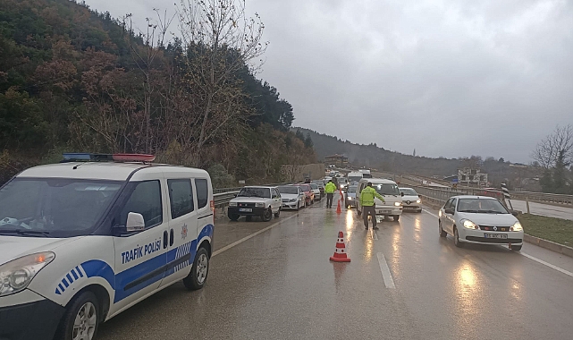 Bursa'da 8 araç birbirine girdi