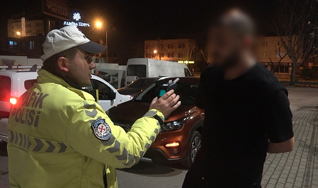 Bursa'da alkollü sürücüden garip istek!
