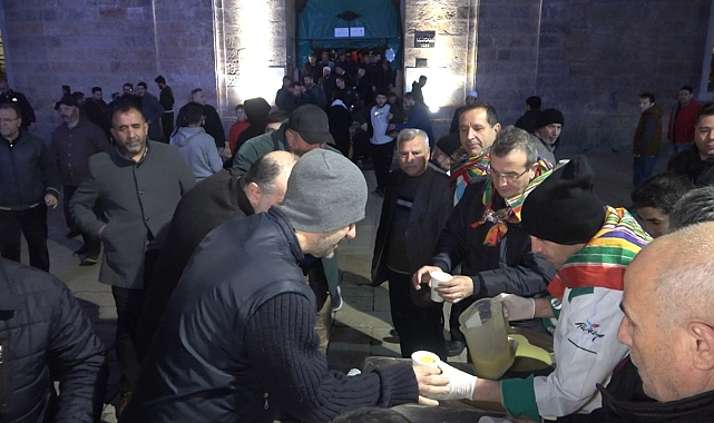 Bursa’da çorba geleneğiyle gönüllere dokundular