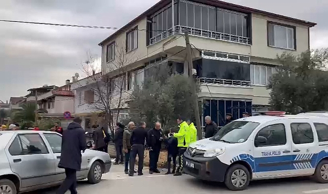Bursa'da otomobil ile motosiklet çarpıştı