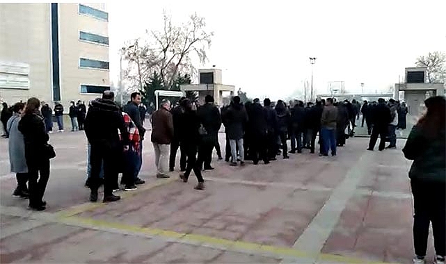 Bursa SGK'da EYT yoğunluğu