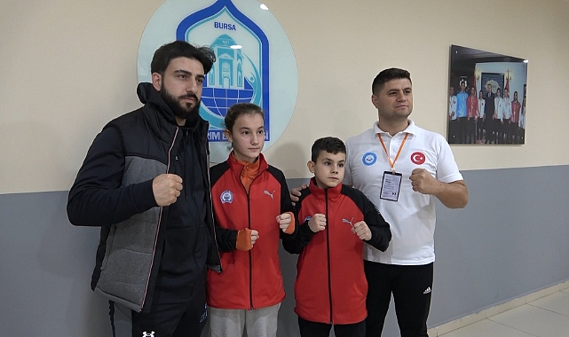 Bursalı ikizler wushu'da dünya birincisi oldu