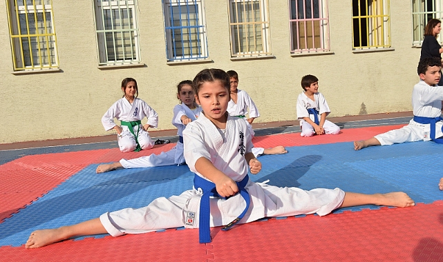 Bursalı minikler sporla büyüyor
