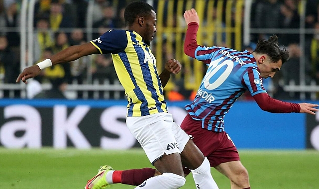 Büyük derbinin VAR hakemleri açıklandı