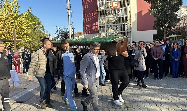 Cinayete kurban giden hemşireye meslektaşlarından son görev