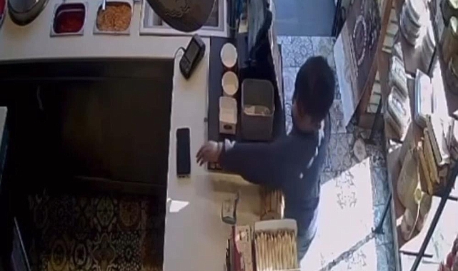 Dükkanı boş bulan çocuktan utandıran hareket...