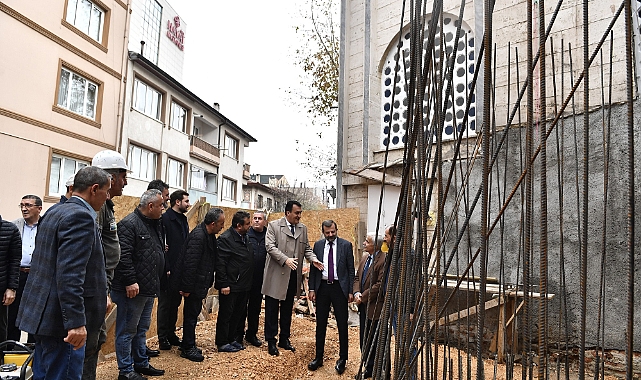 Elmasbahçeler Merkez Camii’ne yeni minare