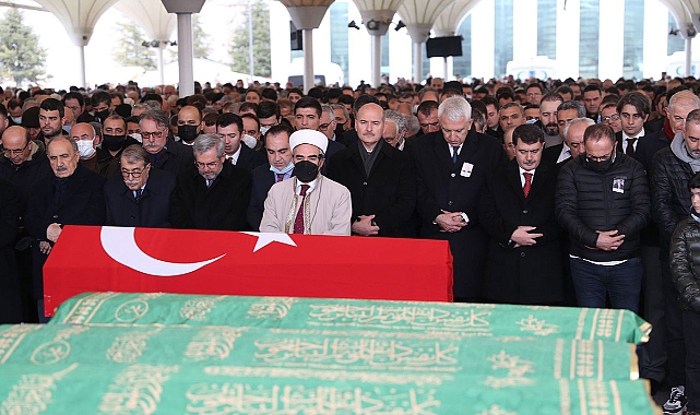 Eski İçişleri Bakanı Bayar, son yolculuğuna uğurlandı