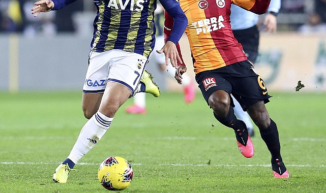 Fenerbahçe - Galatasaray derbisinin tarihi belli oldu!