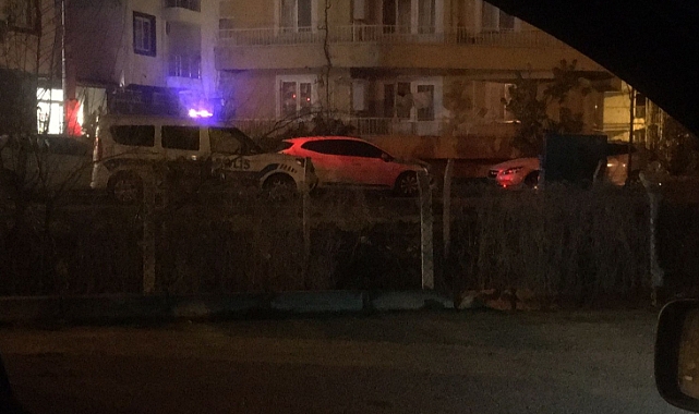 Hamile eşini bıçaklayarak öldürdü