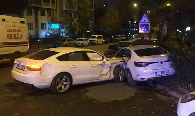 İki otomobil çarpıştı: 3 yaralı