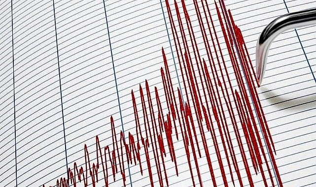İran’da korkutan deprem