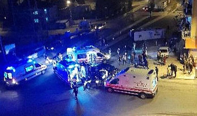İşçi servisi ile otomobil çarpıştı! 13 yaralı