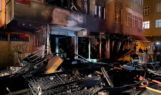 İşyerinden yükselen alevler binaya sıçradı