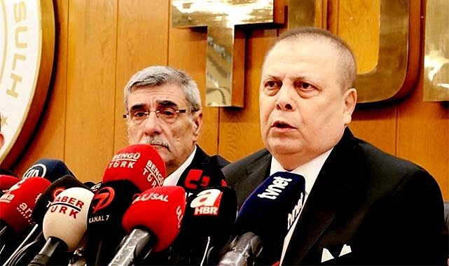 Pevrul Kavlak Bursa'dan seslendi: İşsizlik var, yoksulluk var