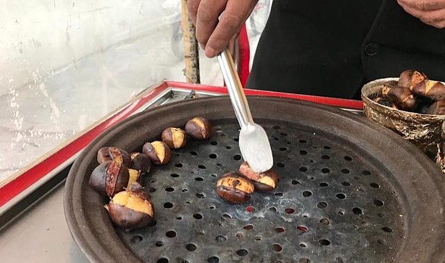 Pişmiş kestanenin kilosu cep yakıyor