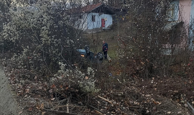 Şarampole devrilen araçtaki askeri personel yaralandı