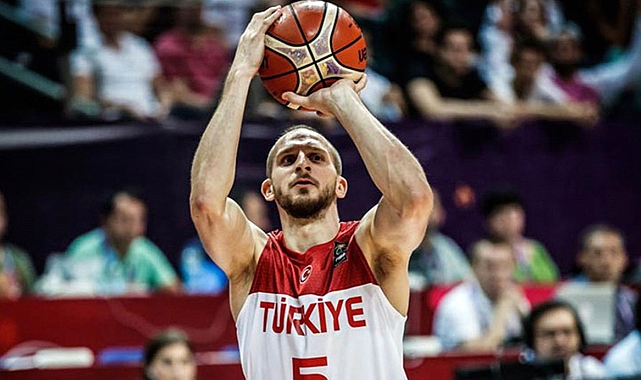 Sinan Güler basketbol hayatını noktaladı