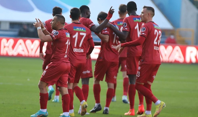 Sivasspor'a 4 hafta sonra galibiyet geldi