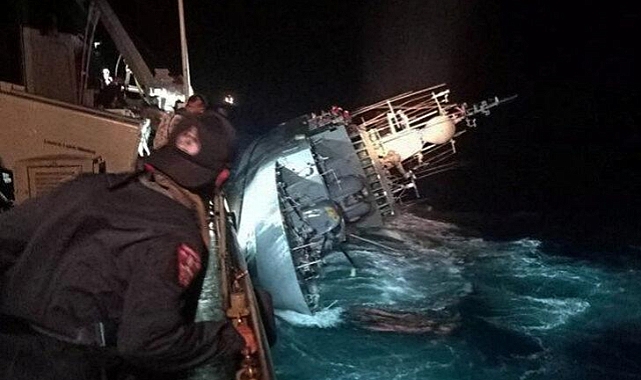 Tayland Boğazı'nda donanma gemisi battı