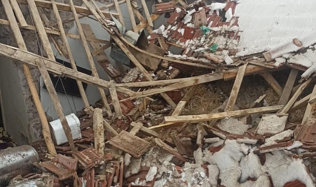 Tüp patlayan ev harabeye döndü: Ölü ve yaralılar var