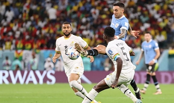 Uruguay kazandı ama elendi