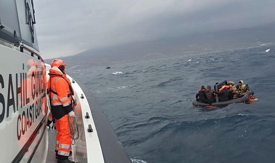 Yunan zulmü: 66 mülteciyi ölüme terk ettiler