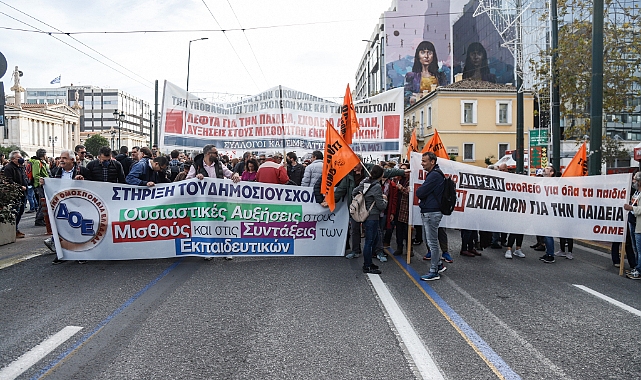 Yunanistan'da eğitim protestosu