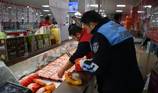 Zabıtadan marketlerde ürün denetimi