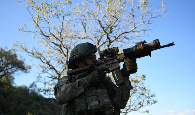 2 PKK’lı terörist teslim oldu