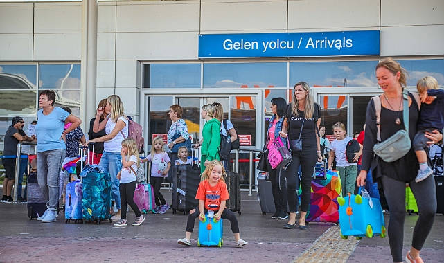 2023 turizmi tarihi rekorla başladı
