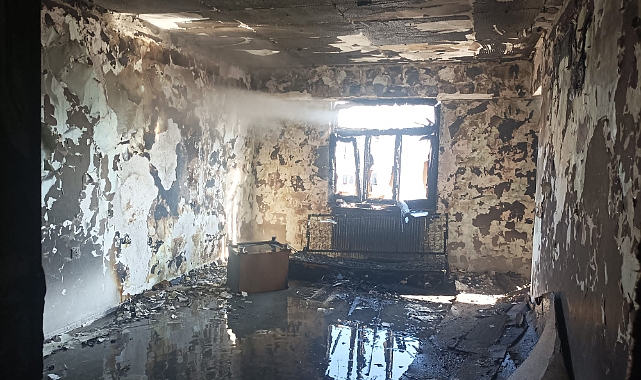 7 katlı apartmanda yangın paniği!