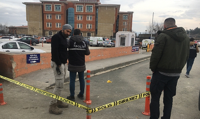 Adliye önünde kanlı tartışma