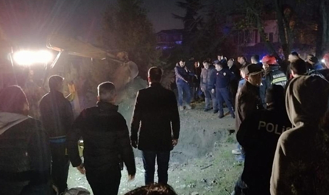 Baba ve oğlu kuyuya düştü