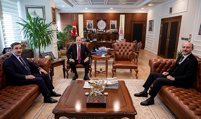 Bakan Bilgin, Türkiye Kamu-Sen heyeti ile görüştü