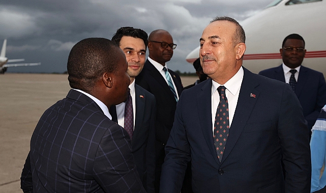 Bakan Çavuşoğlu, Zimbabve’de