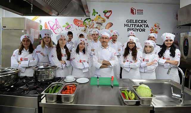 BTSO Mutfak Akademi’de yeni dönem eğitimleri başlıyor