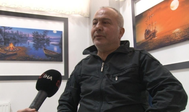 Bülent Ecevit'e yazar kasa atmıştı: "Yine olsa yine yaparım"