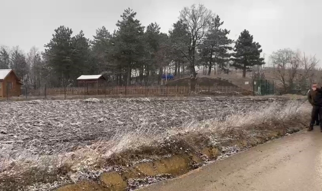 Bursa'da merkeze yılın ilk karı yağdı