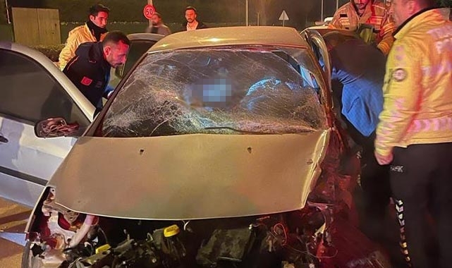 Bursa'da site duvarına çarpan otomobilin sürücüsünden acı haber