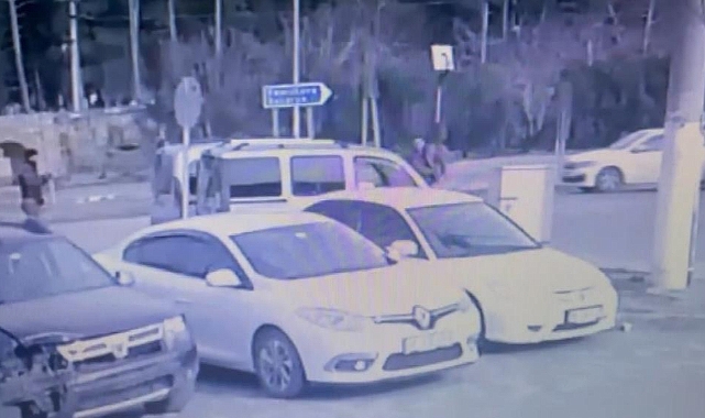 Bursa'da trafikte husumetlisine kurşun yağdırdı
