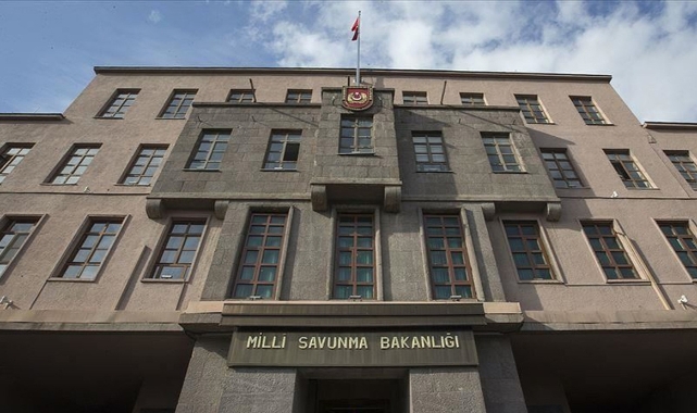 El-Kaide üyesi, sınırda yakalandı