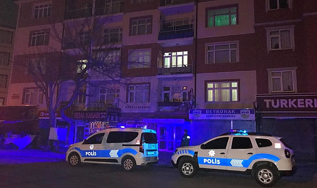 Eşini evde bulamayınca gözü döndü