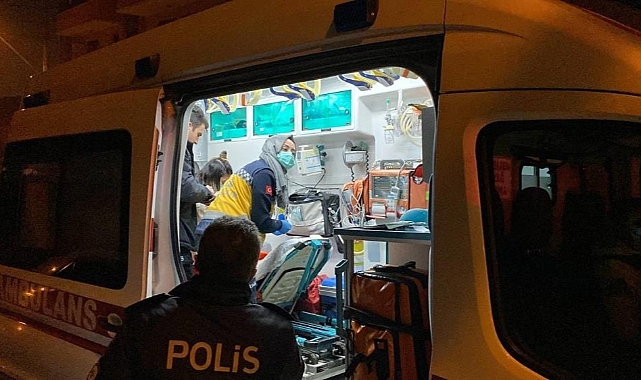 Evli genç kız, sevgilisini darp eden eski erkek arkadaşını bıçakladı
