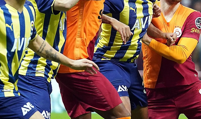 Ezeli rakipler 396. randevuda