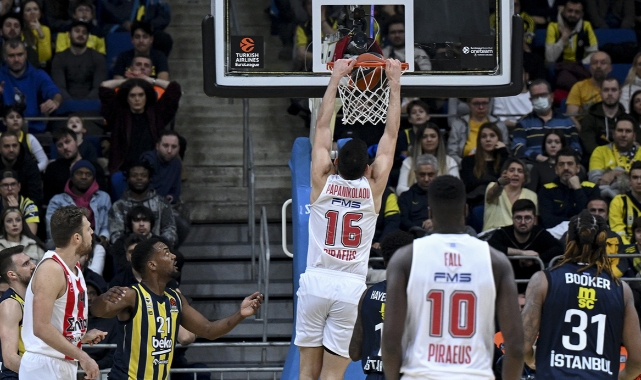 Fenerbahçe Beko'dan evinde farklı mağlubiyet