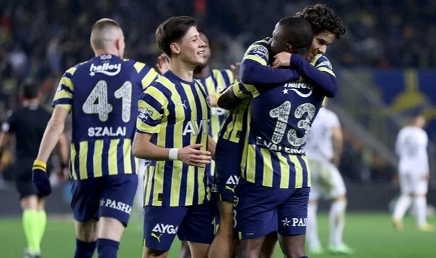 Fenerbahçe gol oldu yağdı