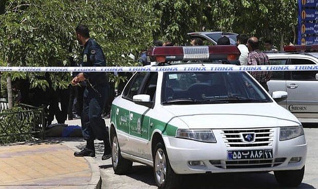 İran'da silahlı saldırı: 1 ölü, 2 yaralı