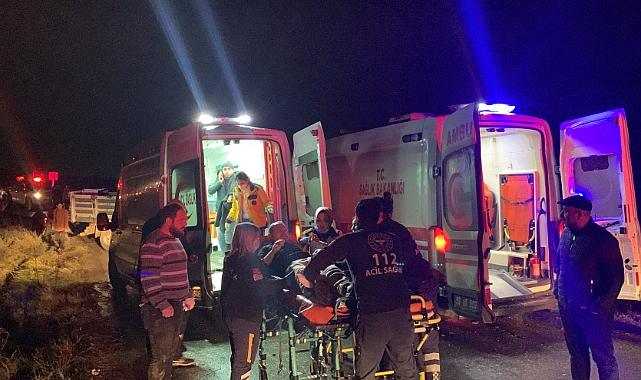İşçi servisiyle kamyonet kafa kafaya çarpıştı!